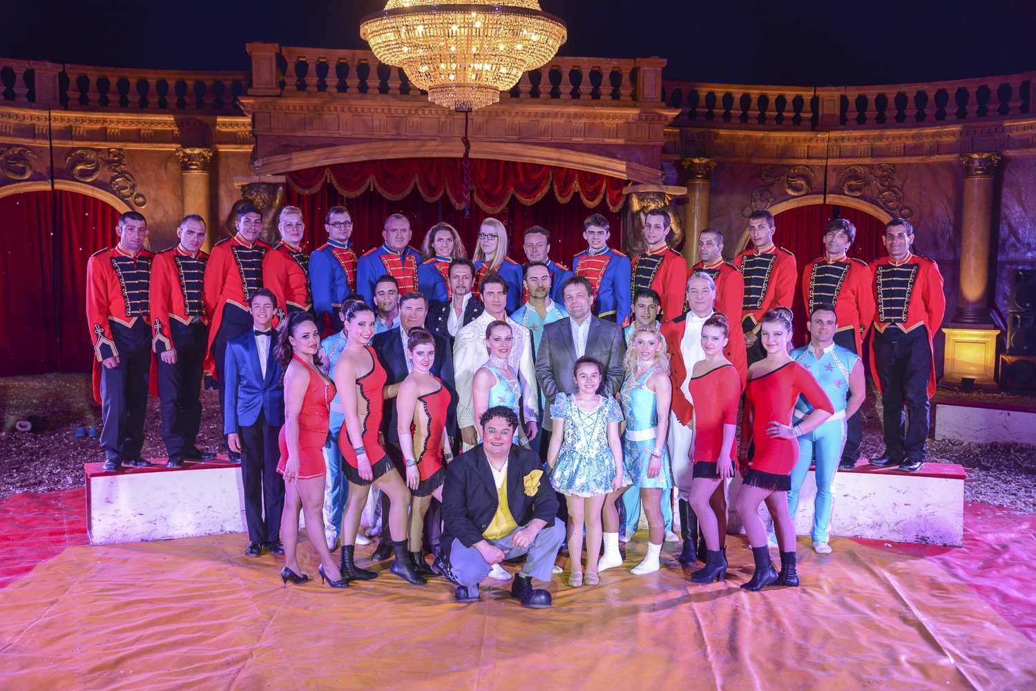 Elindult az utazócirkusz