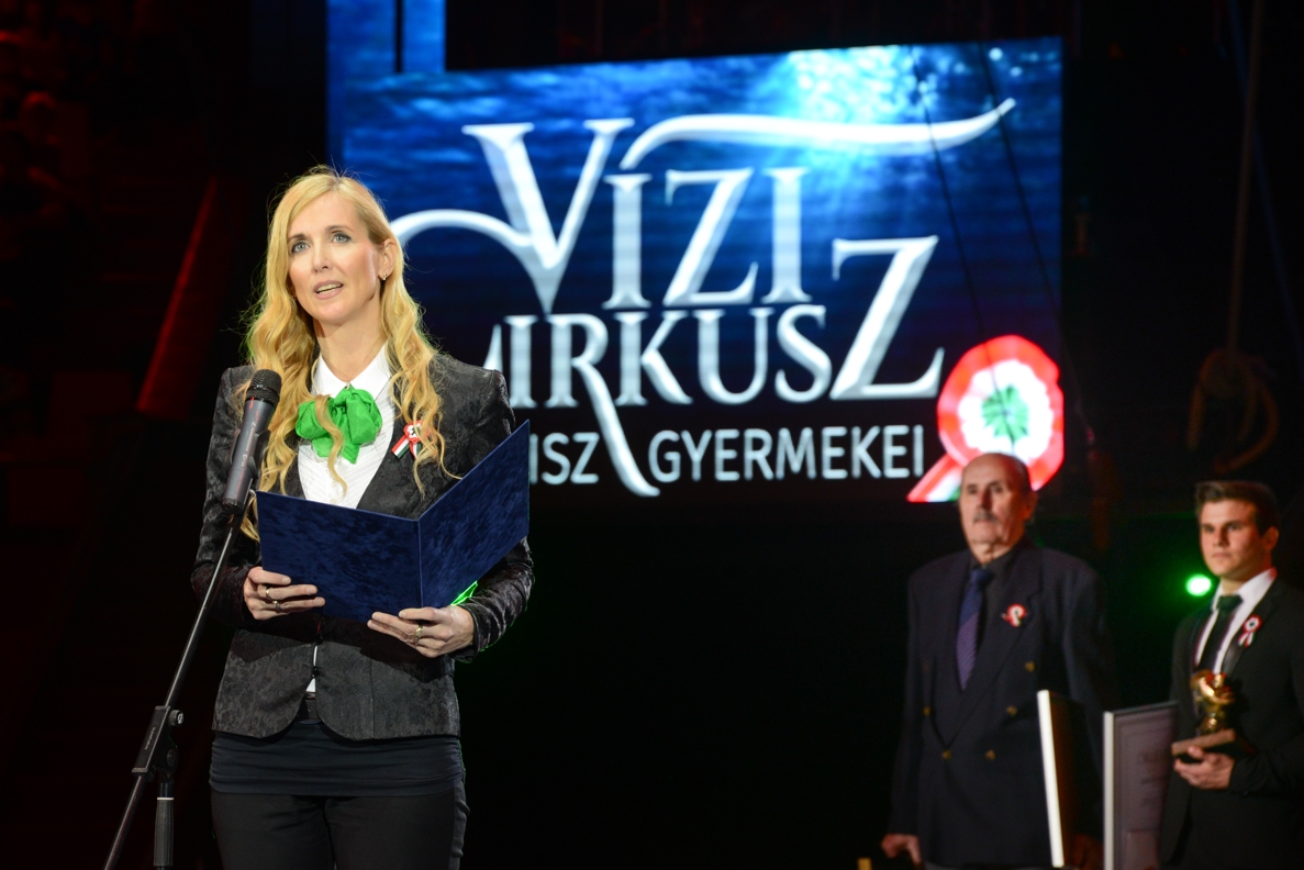 Dr. Szabó Tünde megnyitotta a Fővárosi Nagycirkusz ünnepi előadását