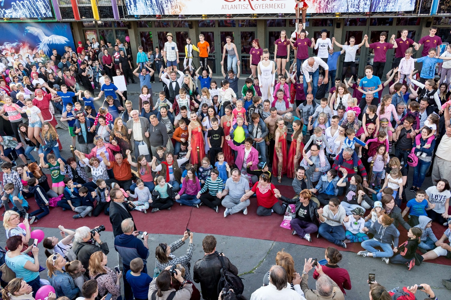 Emberpiramis épült a Városligetben