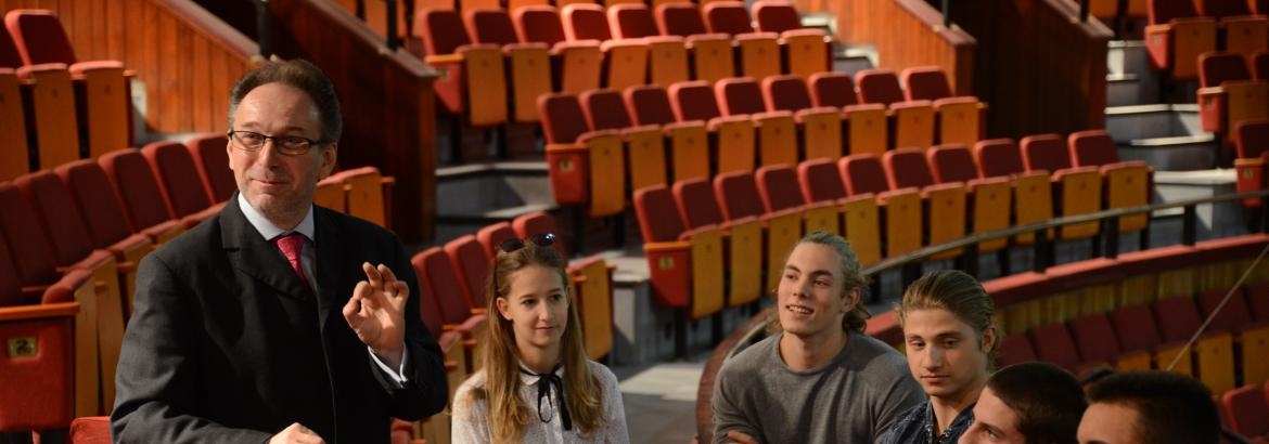 Fekete Péter: Nem akarunk színházat csinálni a cirkuszból