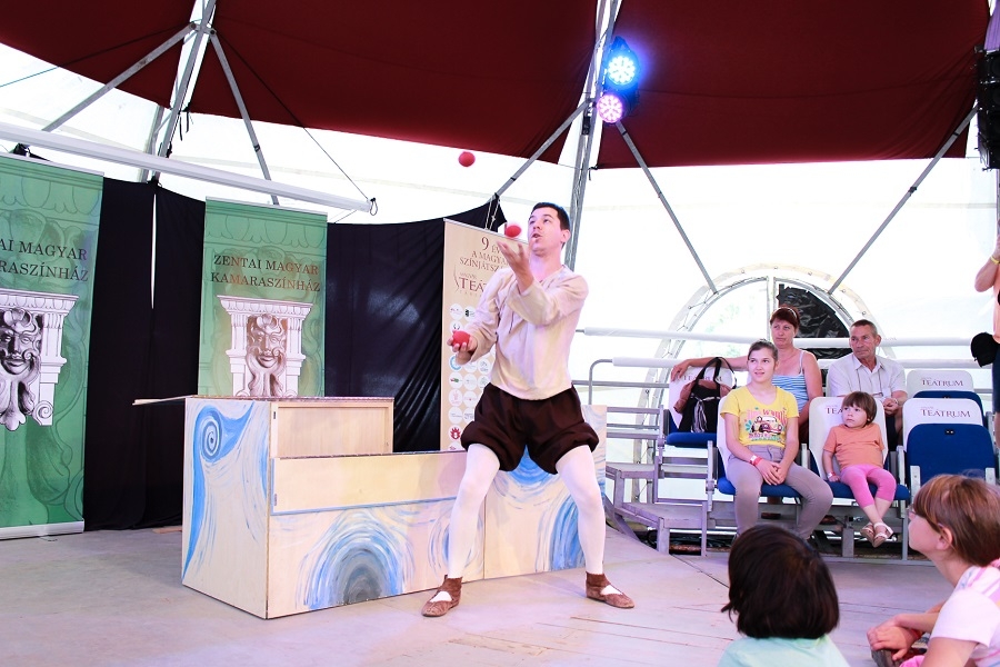 „Nekünk színház kell!”