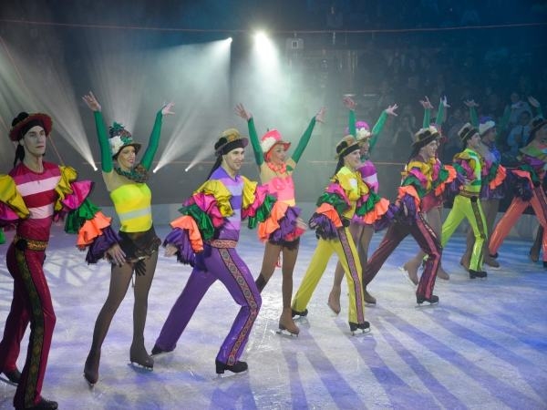 Hatalmas sikerrel ért véget a Jégbe zárt cirkuszvilág előadás!