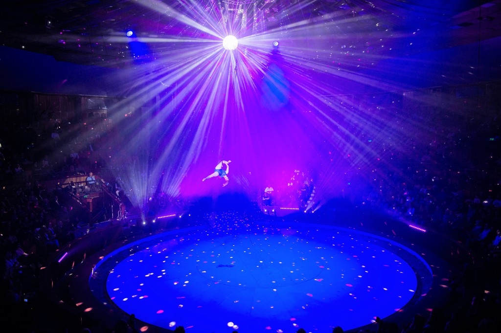 Bóta Gábor: Az artisták művészete