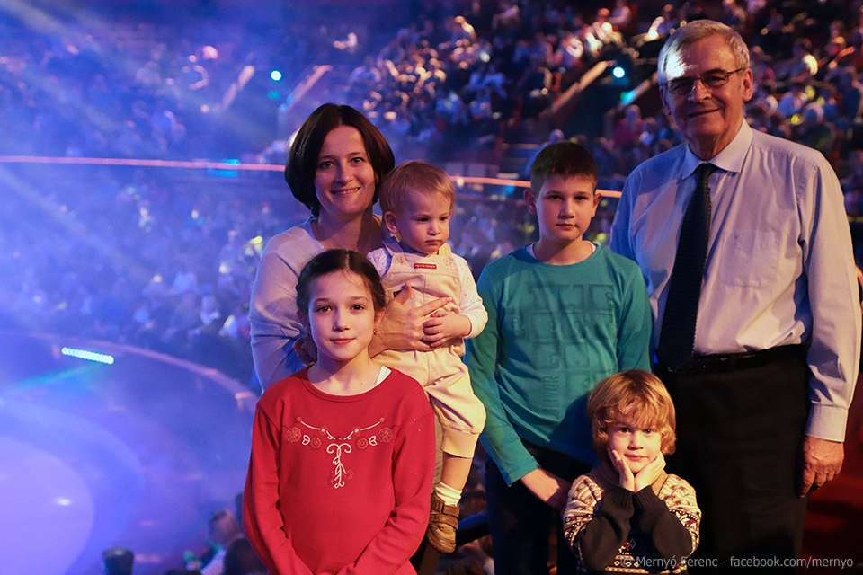 A vasárnapi előadásunkat megtekintette Tőkés László Európa Parlament-képviselő!