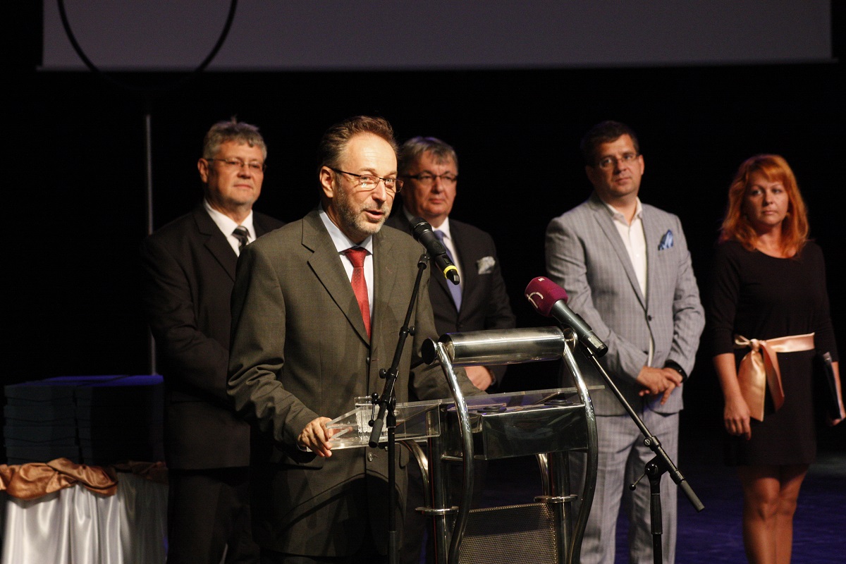 zarounnepseg_2018jun30_23