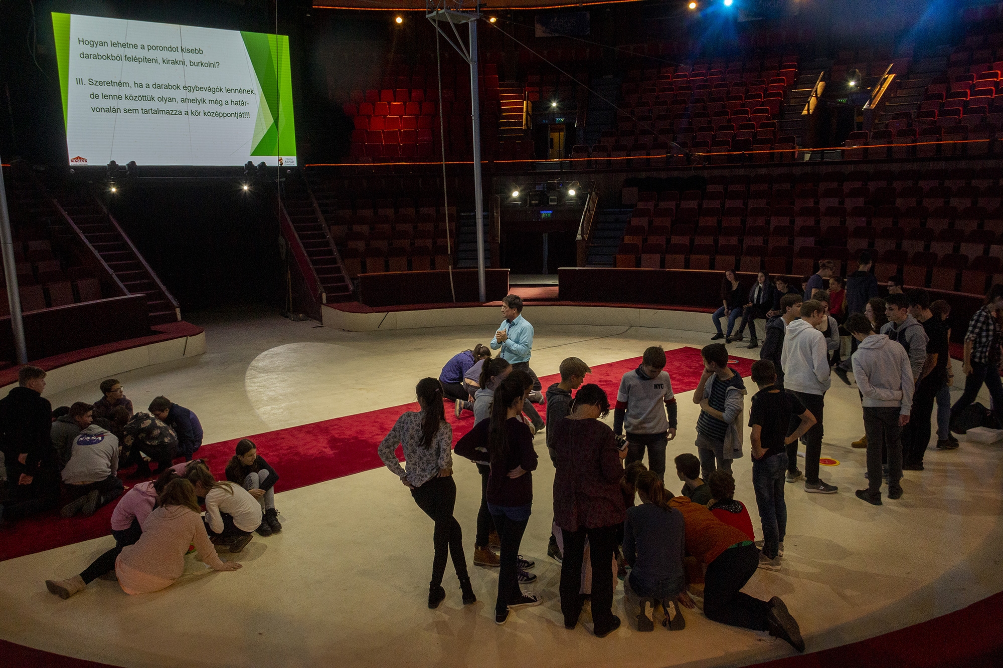 A matematika varázslatos világa - rendhagyó óra a cirkuszban!