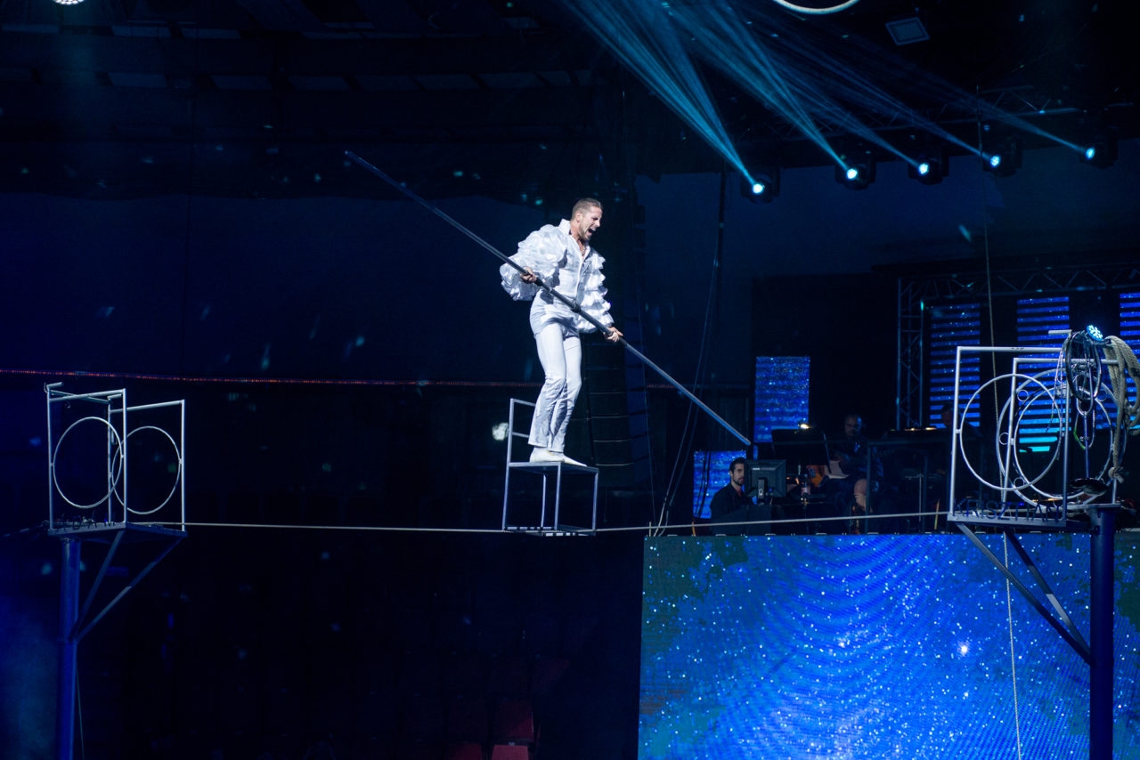 A cél egy toronyház teteje!