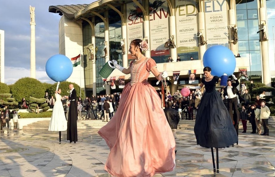 Világjáró előadással nyit az idei MITEM