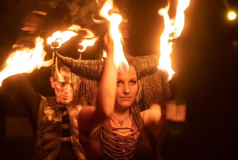 Főnix – Tűzcirkusz