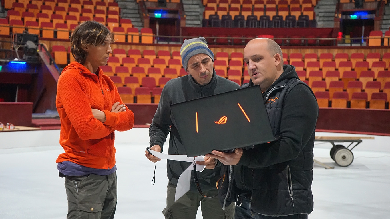 Készülődés a Slava's Snowshow-ra