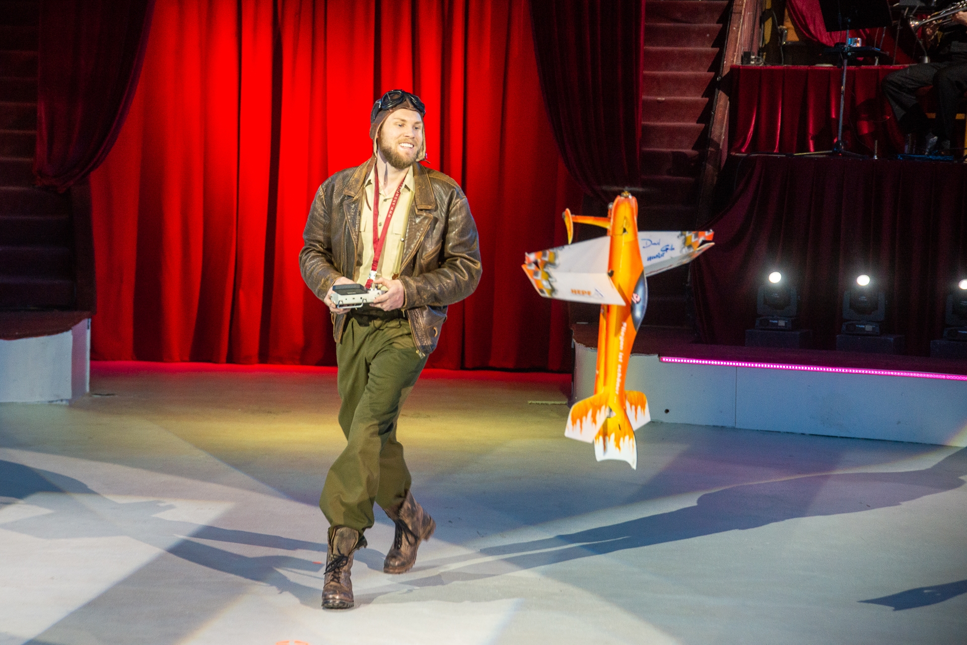 Minden szenvedélyedet és szívedet bele kell adnod a műsorodba – Interjú Daniel Gollával