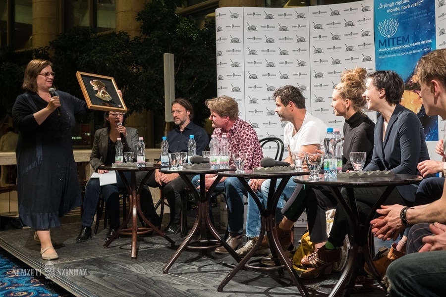 “A színház otthont teremt” – Interjú Kulcsár Edit dramaturggal