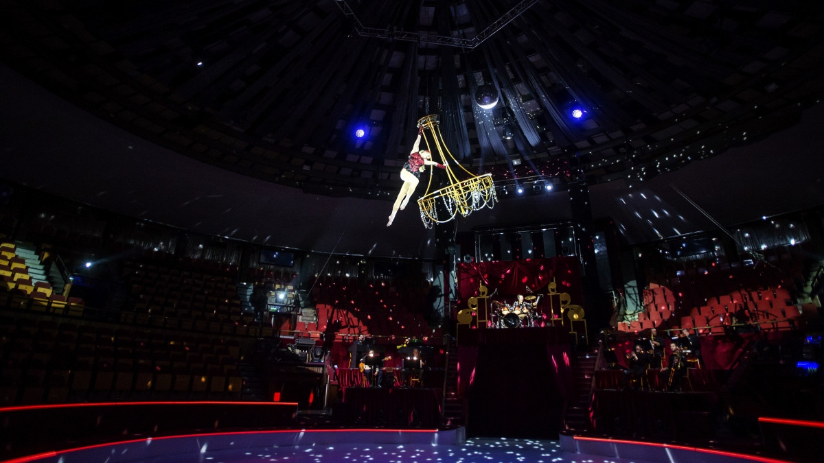 Újraértelmezett világot teremt a Fővárosi Nagycirkusz nyári előadása