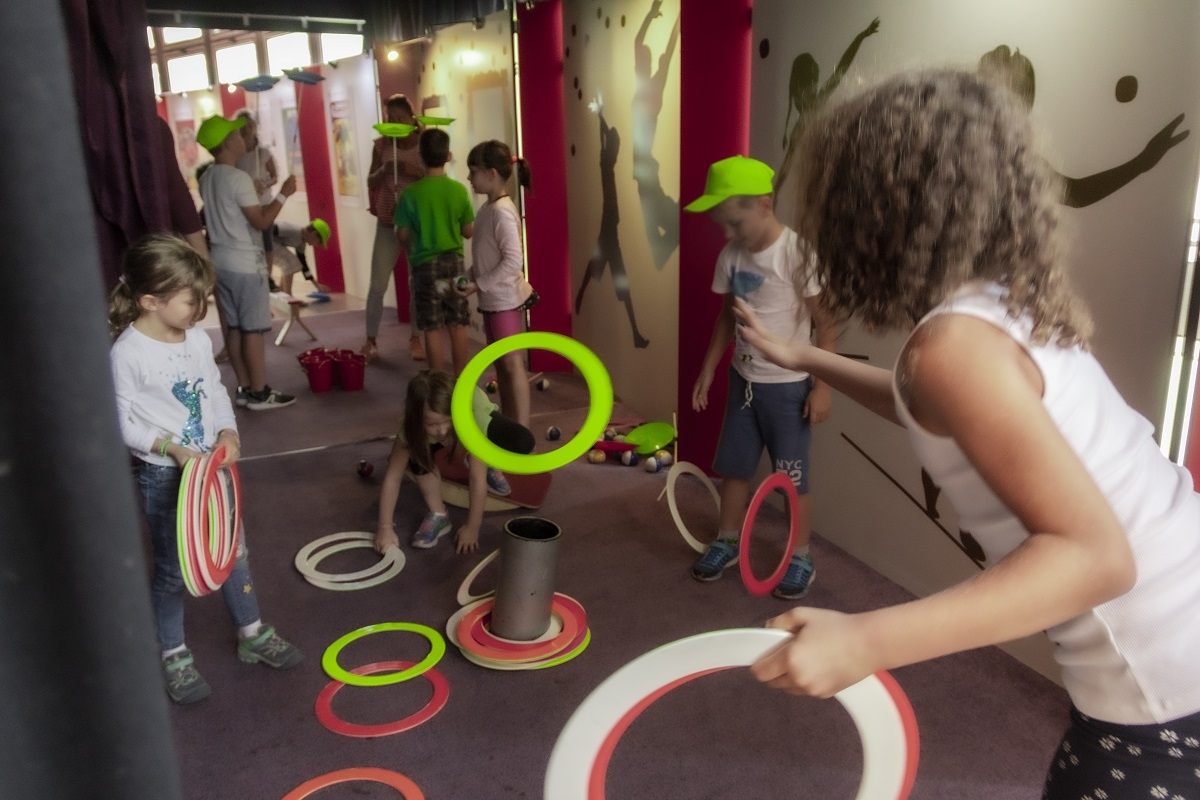 Szünidei cirkuszpedagógiai foglalkozást tartottunk a Fővárosi Nagycirkuszban!