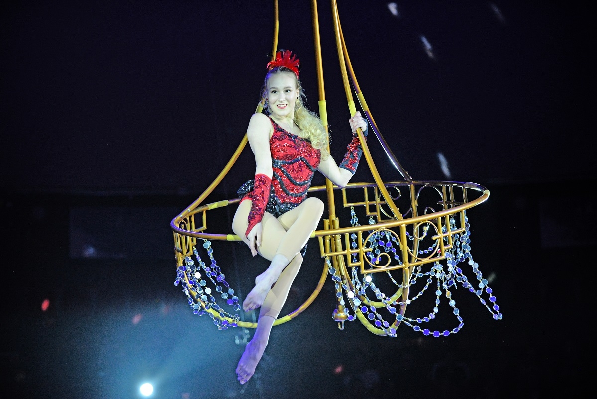 „Igazán profi artistaművészekkel dolgozom együtt” – Interjú Lena Dolinskayával