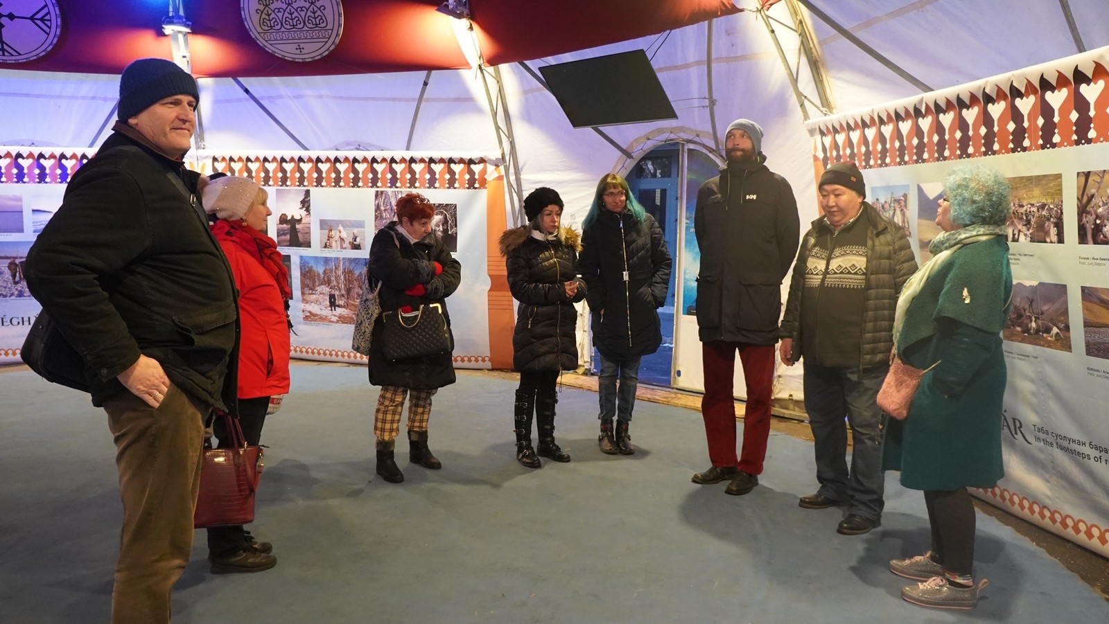 Jakutkutatók tárlatvezetése a Fővárosi Nagycirkusz múzeumi szakmai napján   