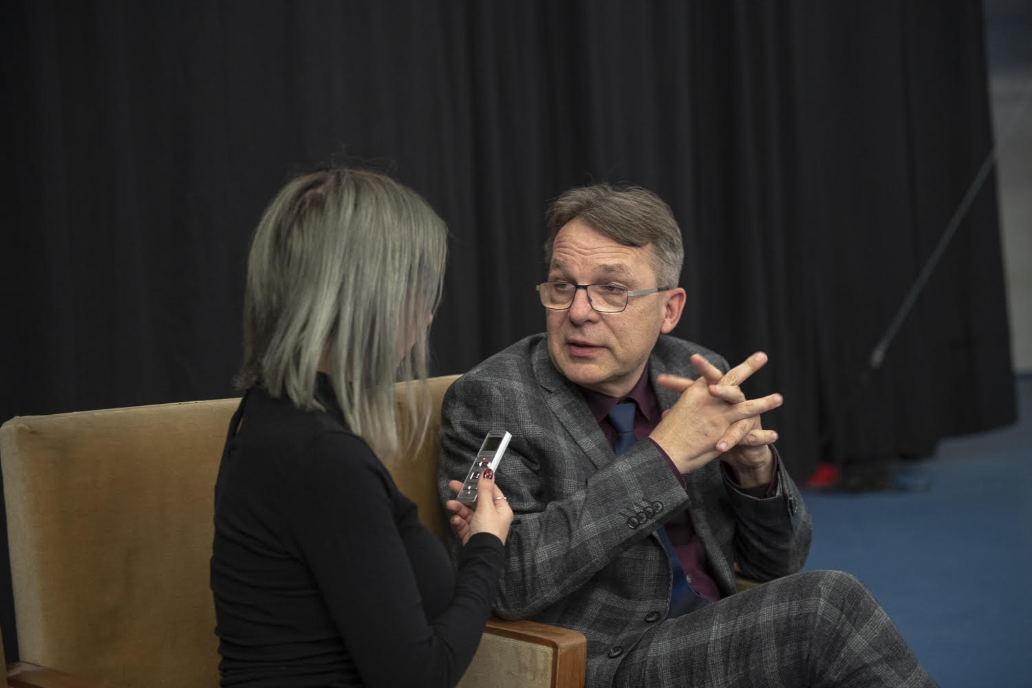 A művészeti oktatás módszertana: blended learning cirkuszművészeti képzésben – Interjú dr. Kovács Lászlóval