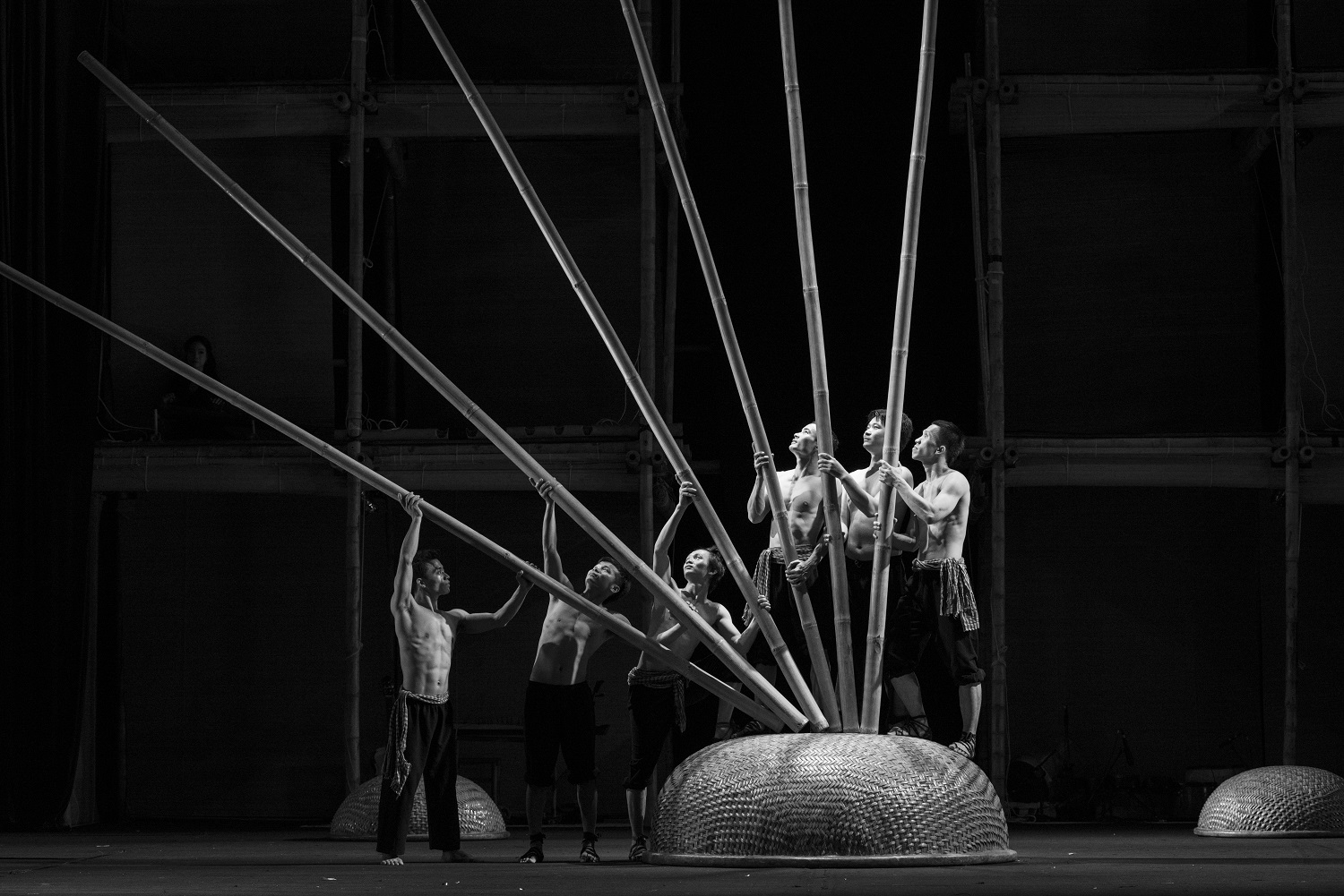 Egzotikus világba repít az AO Show